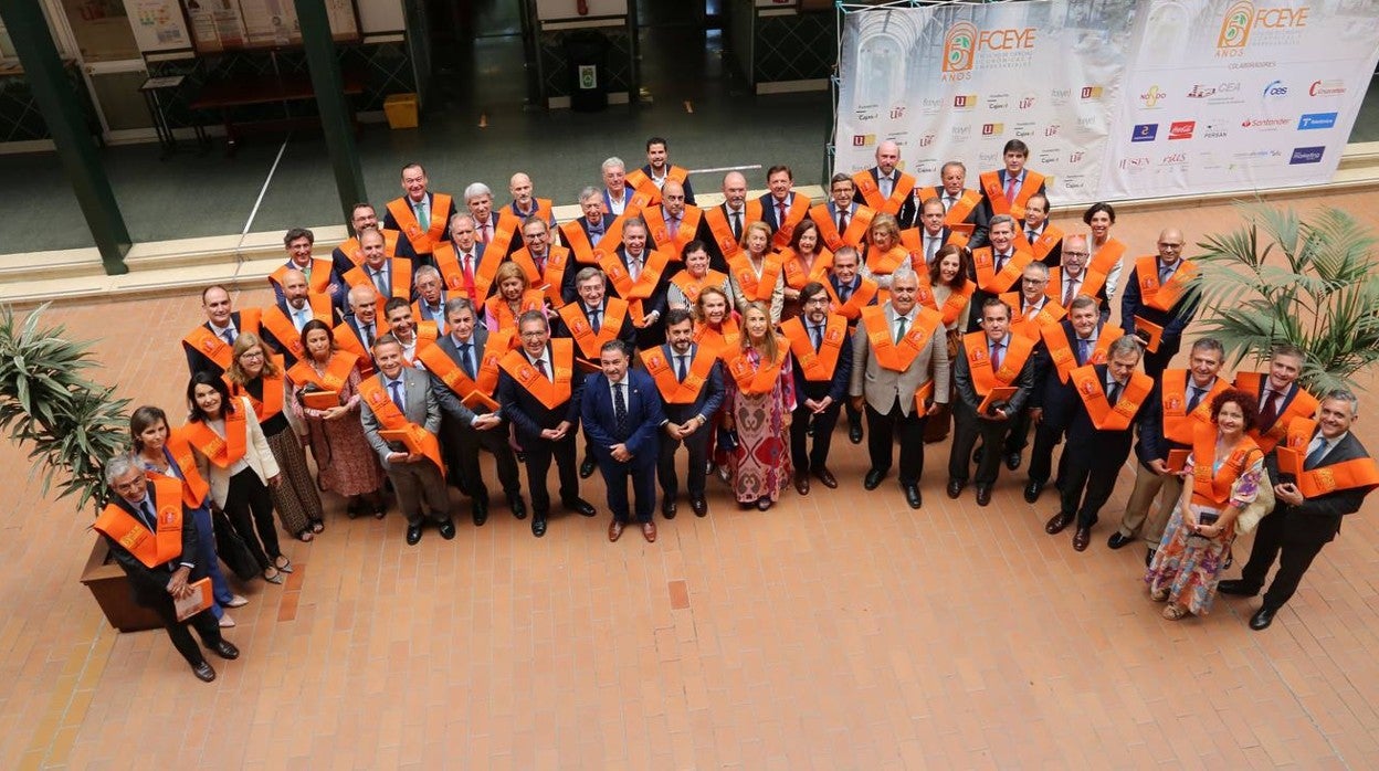 El homenaje a los egresados ilustres de Económicas y Empresariales de Sevilla, en imágenes