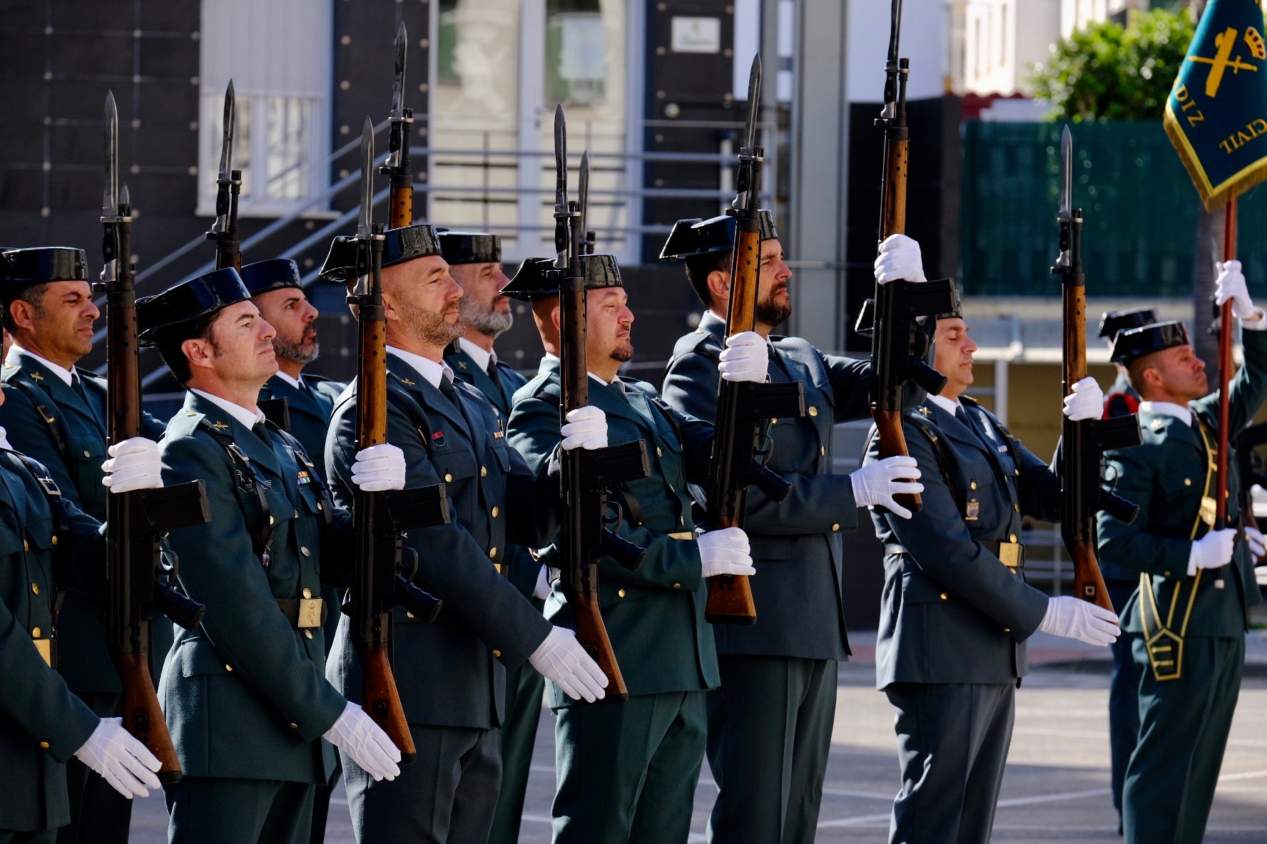 En imágenes: La Guardia Civil celebra su aniversario en Cádiz