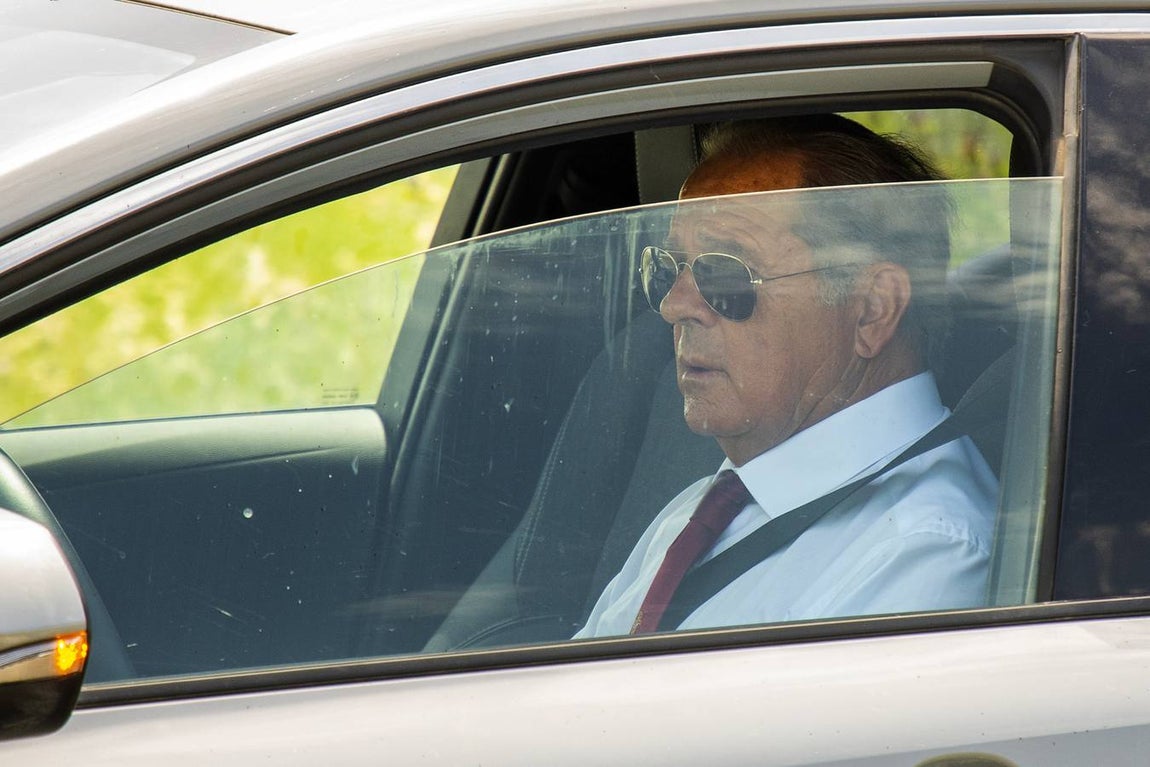 Invitados a la boda de Miguel Báez 'Litri' y Casilda Ybarra en Sanlúcar la Mayor. GTRES