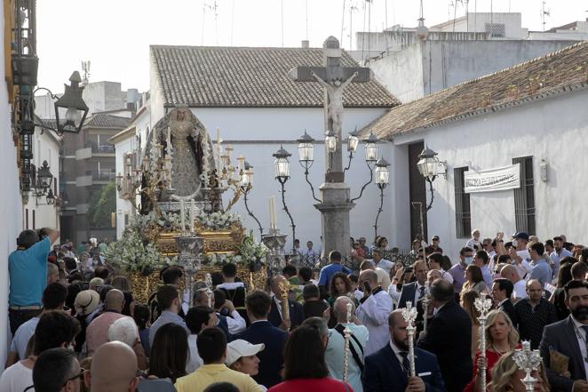 La procesión de la Virgen de la Paz en Córdoba, en imágenes