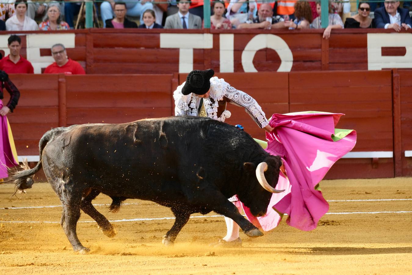 Toros: Morante, Roca Rey y Juan Ortega en la Feria de Jerez 2022