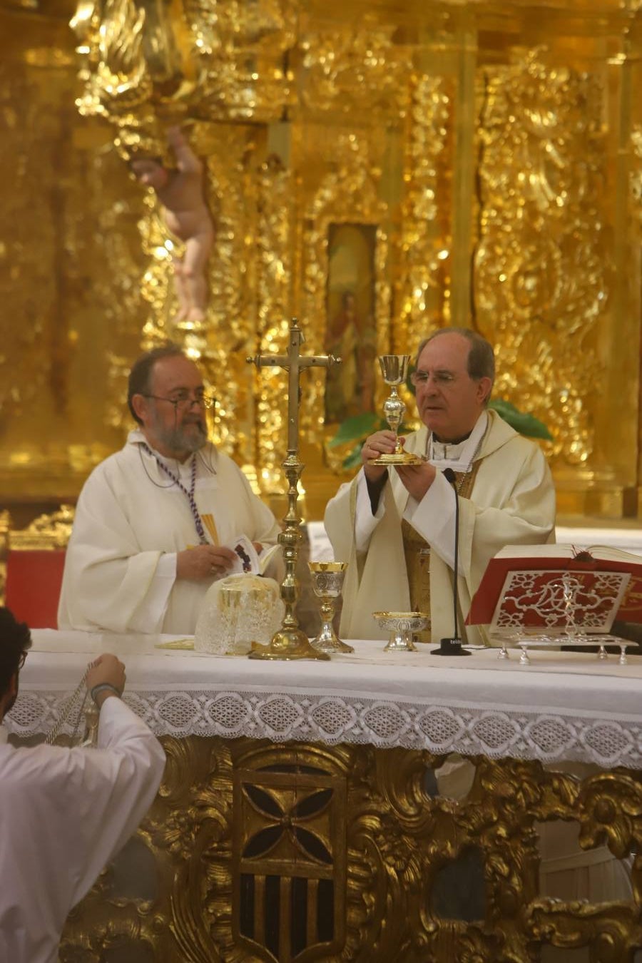 En imágenes, la misa de la Merced concelabrada por monseñor Asenjo y el obispo de Bangassou