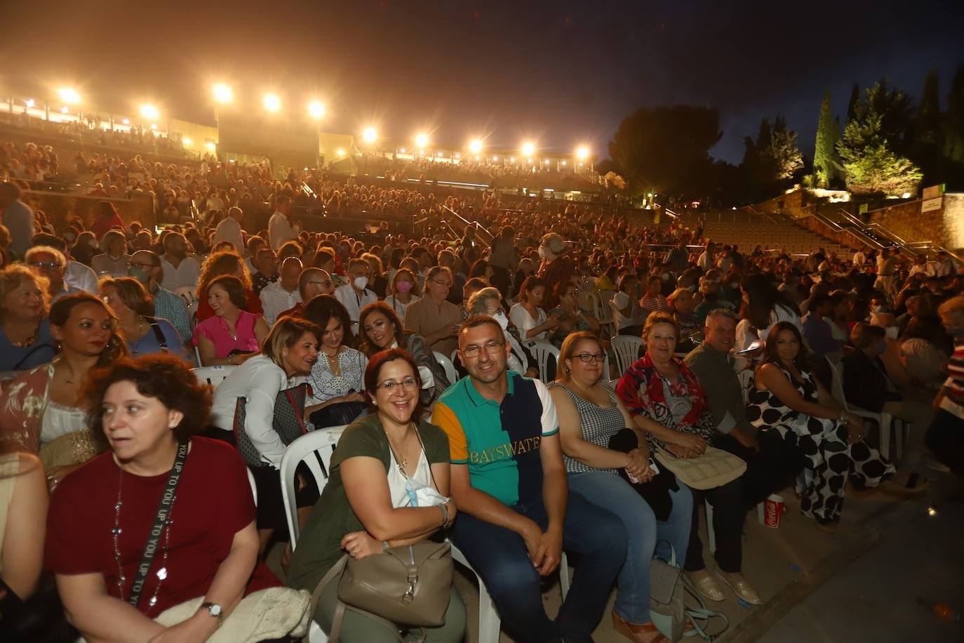 El vibrante concierto de Miguel Poveda en Córdoba, en imágenes