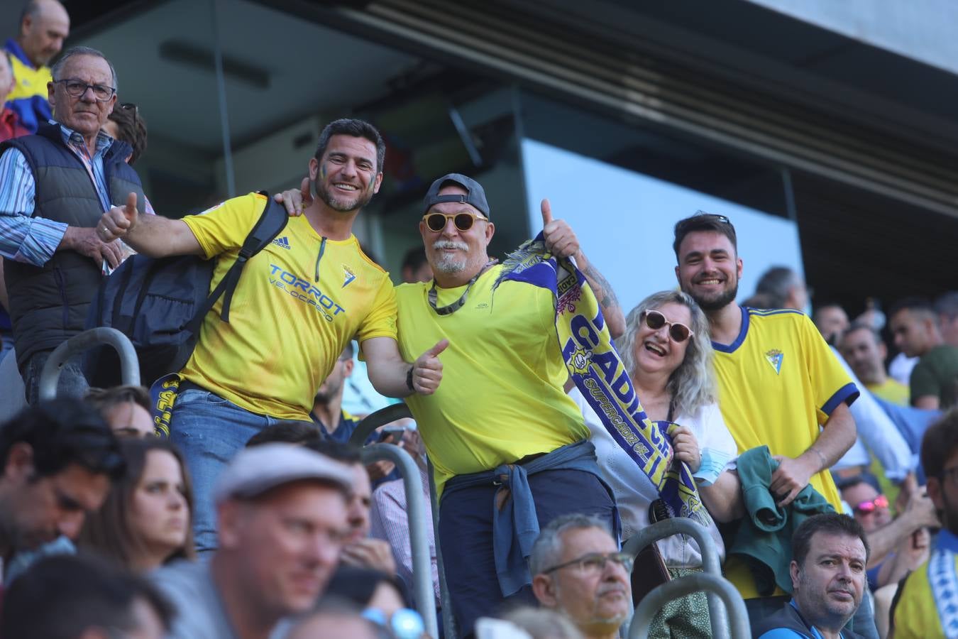 Fotos: Búscate en el Cádiz CF - Real Madrid