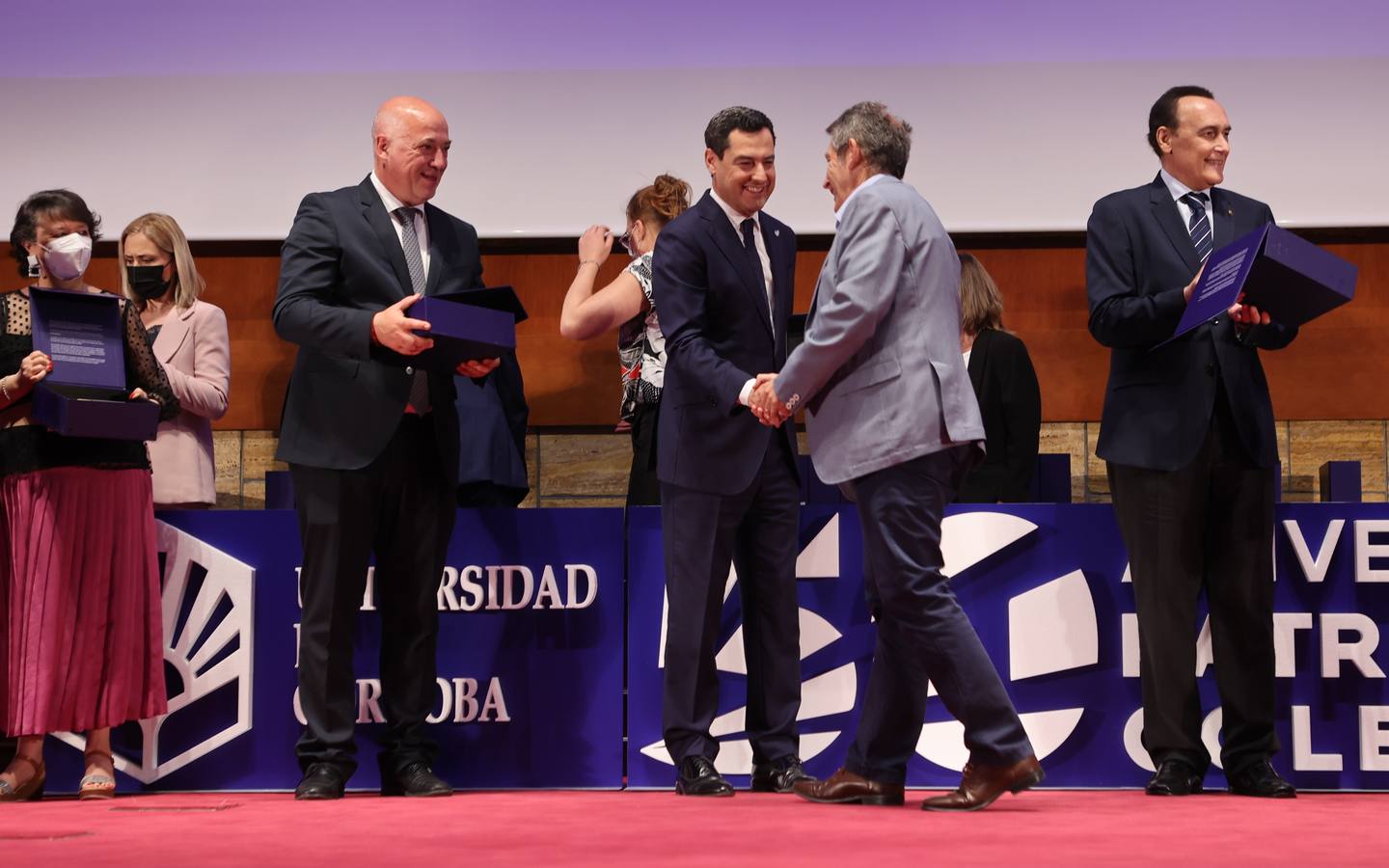 El reconocimiento de la Universidad de Córdoba a la sociedad en sus 50 años, en imágenes