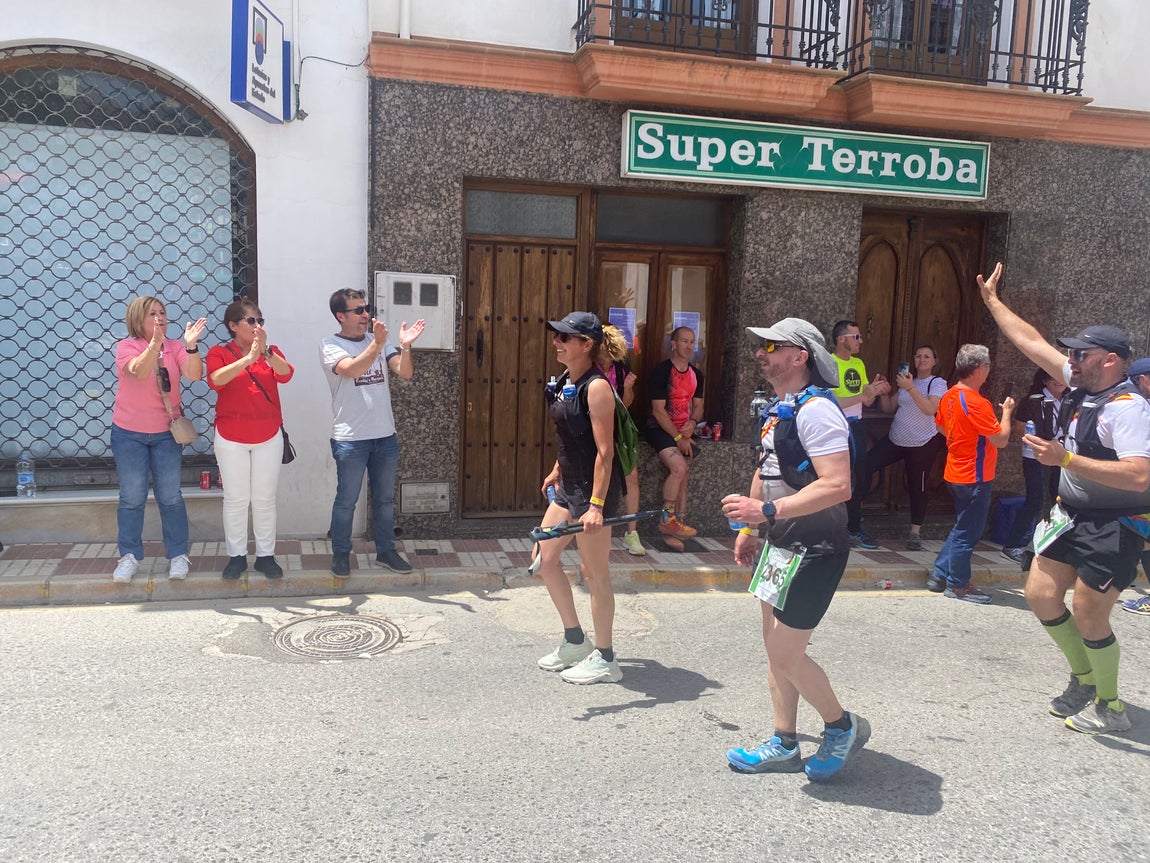 En imágenes: Así ha sido la vuelta de los 101 km en 24 horas de La Legión