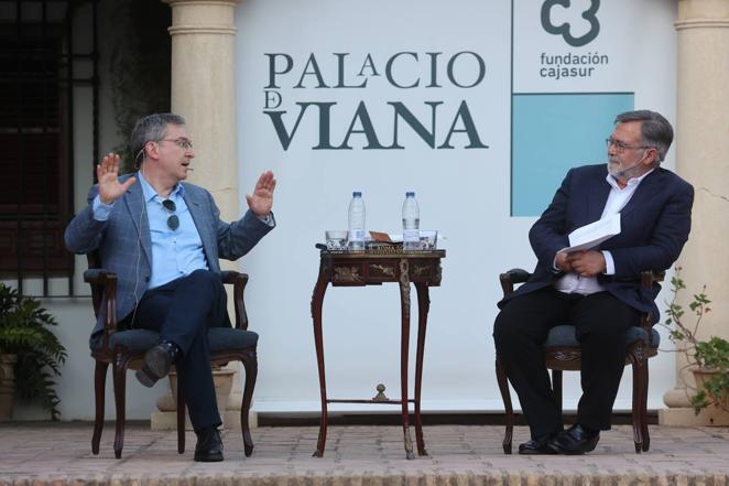 El Foro Cultural de ABC Córdoba con Santiago Posteguillo, en imágenes