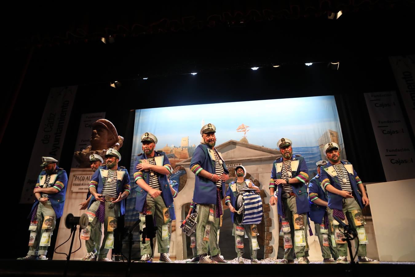 Fotos: Chirigota &#039;Los Paco Alga&#039; en el COAC 2022. Carnaval de Cádiz