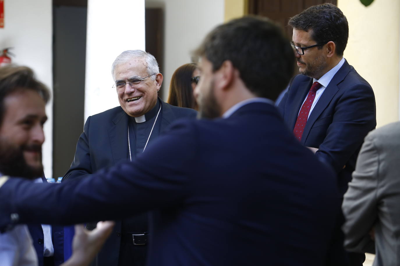 El encuentro del obispo de Córdoba con los medios, en imágenes