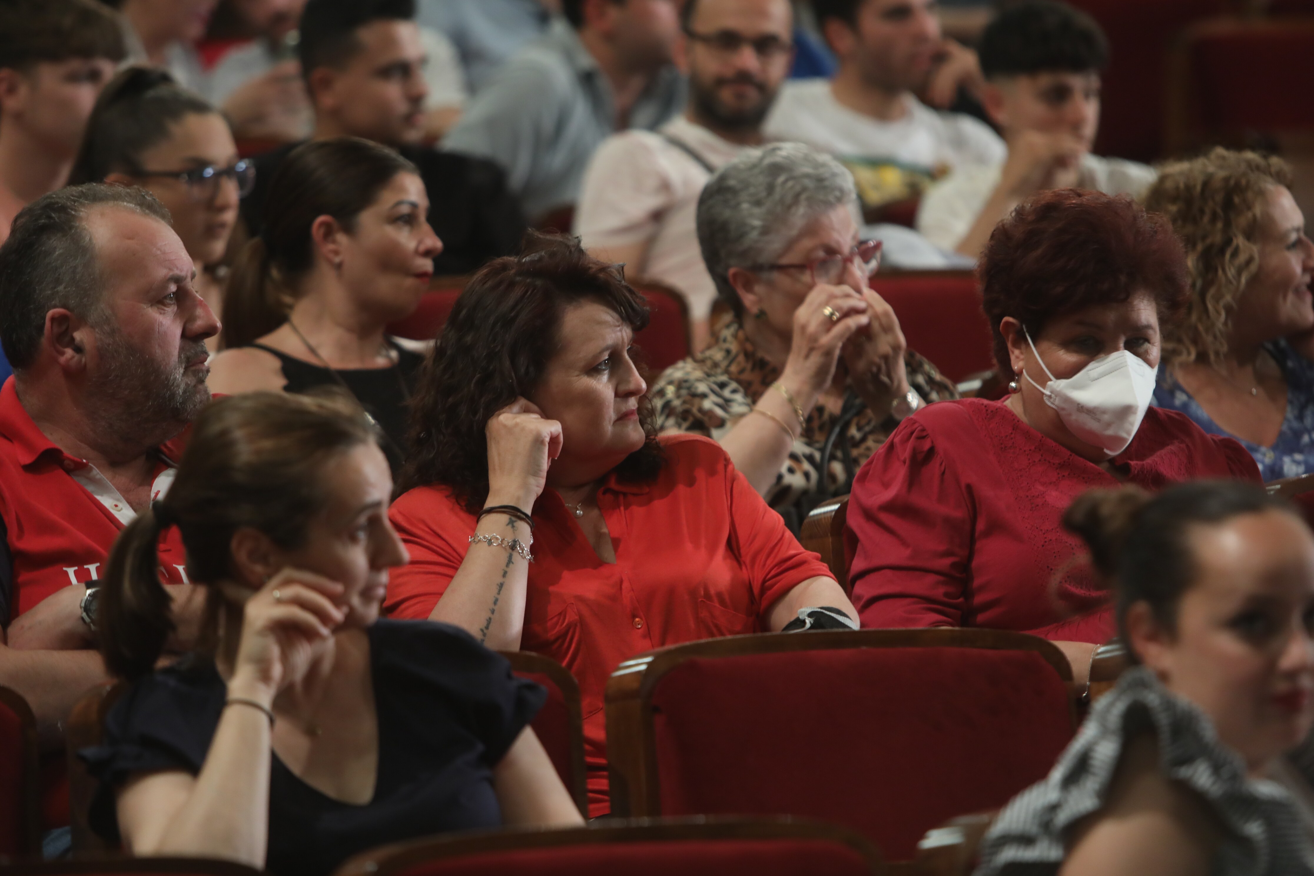 Fotos: Búscate en el Falla. Iván Alejo entre el público de la cuarta sesión del COAC 2022
