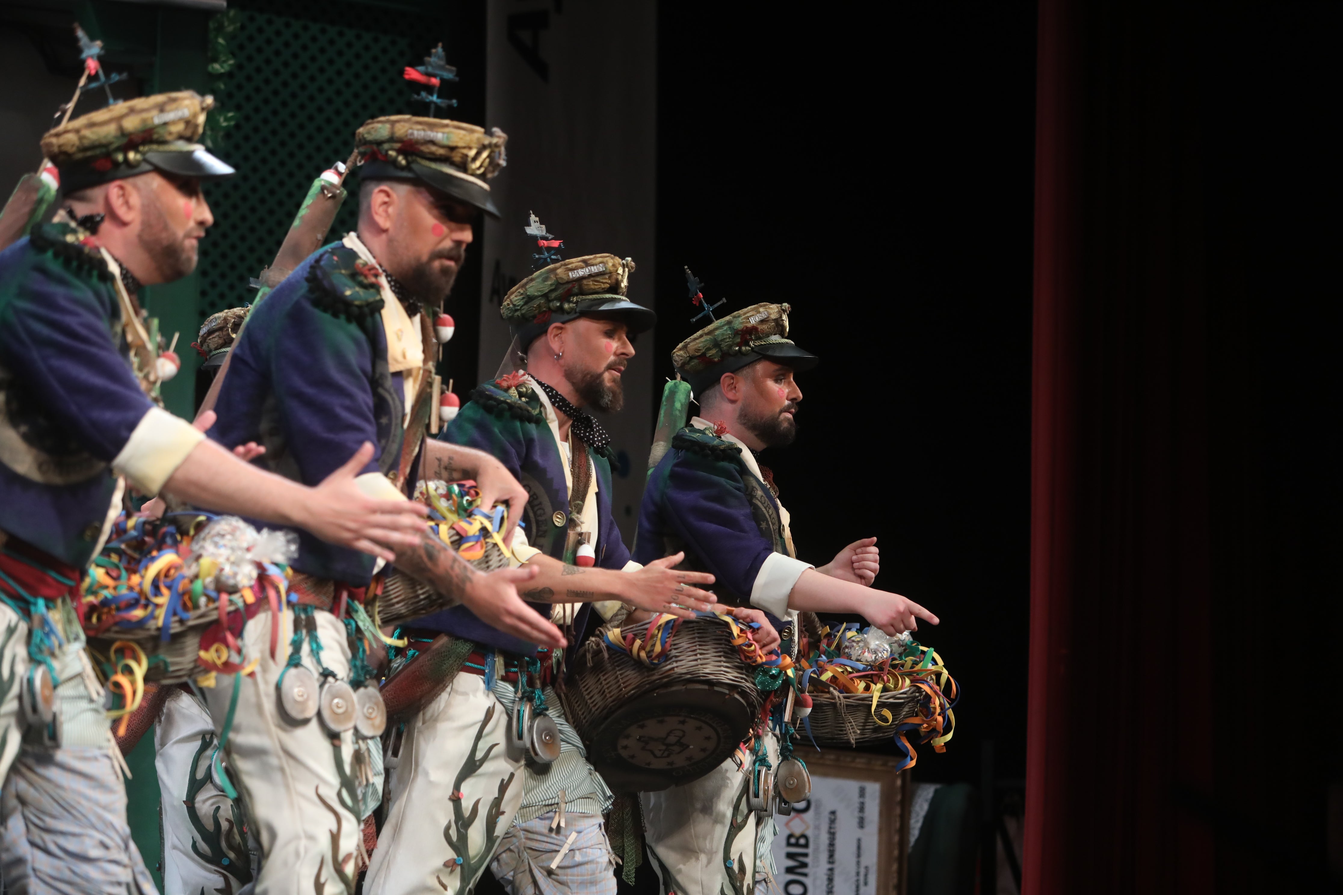 Fotos: Comparsa &#039;Los originales&#039; en el COAC 2022. Carnaval de Cádiz