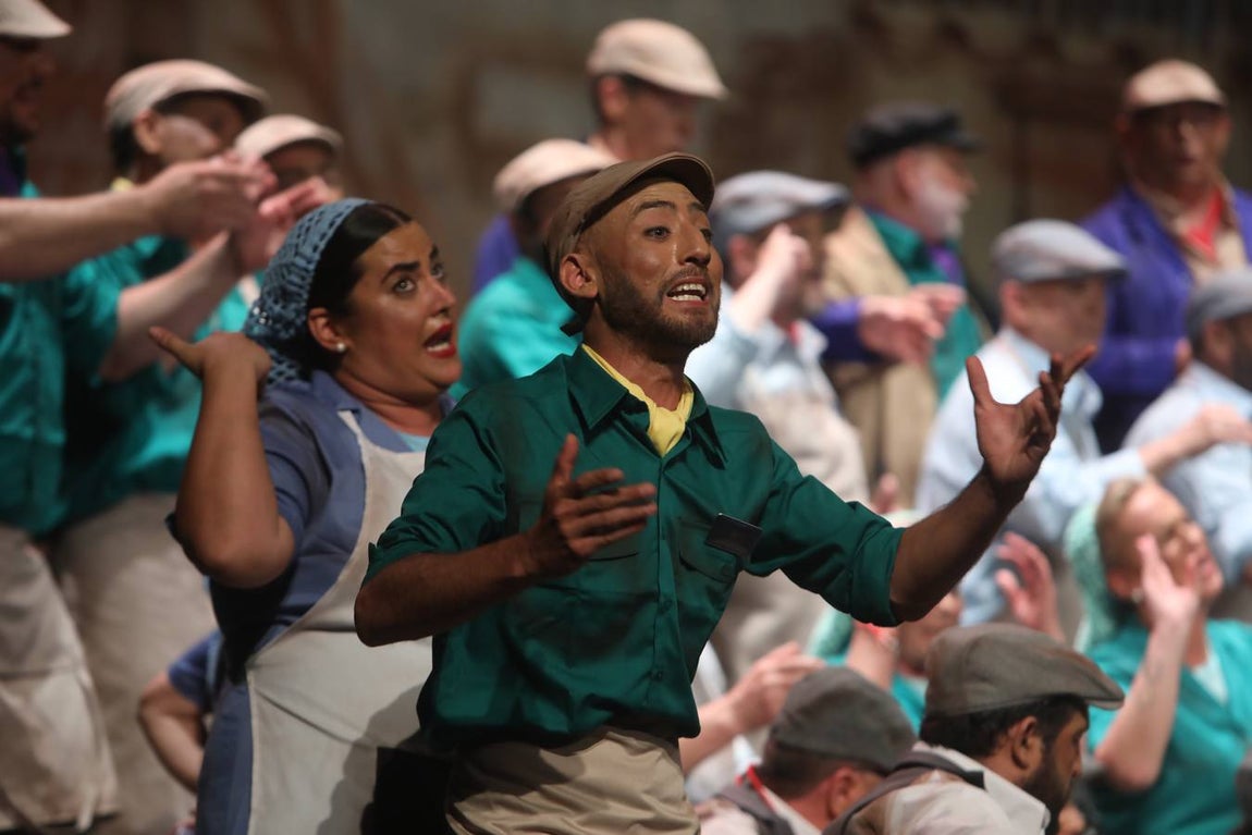 Fotos: Coro &#039;La fábrica de conservas&#039; en el COAC 2022. Carnaval de Cádiz