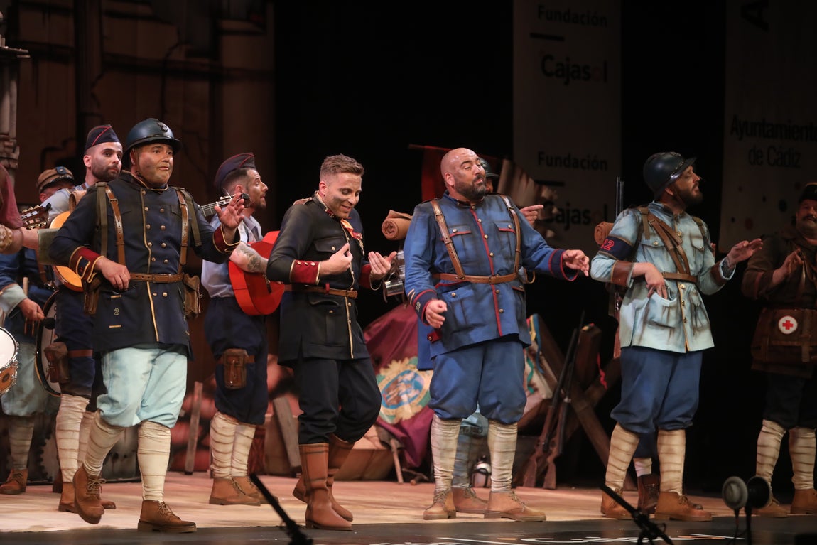 Fotos: Comparsa &#039;La división extranjera&#039; en el COAC 2022. Carnaval de Cádiz