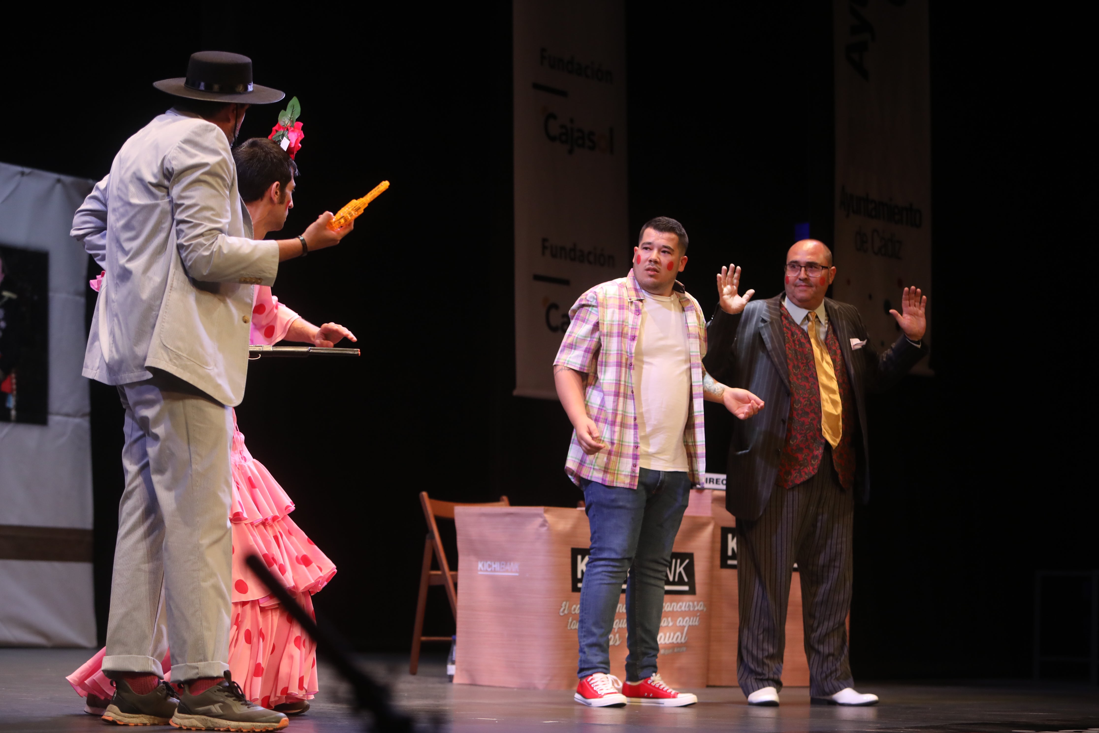 Fotos: Cuarteto &#039;Venimos a llevárnoslo&#039; en el COAC 2022. Carnaval de Cádiz