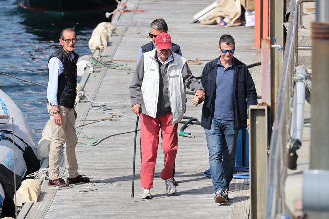 Don Juan Carlos I, en el Real Club Náutico de Sangenjo