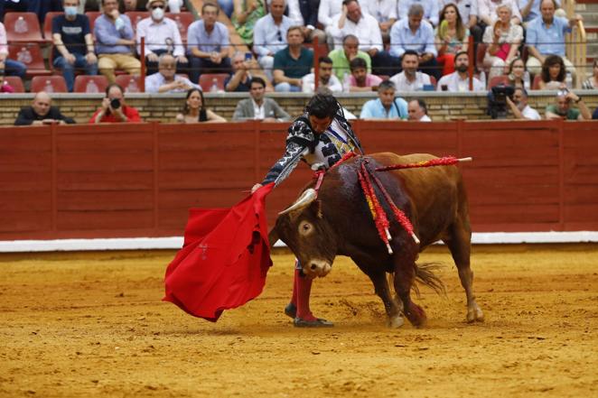 La primera corrida de toros de la Feria de Córdoba, en imágenes