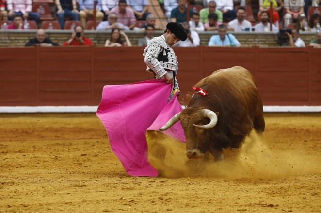 La primera corrida de toros de la Feria de Córdoba, en imágenes