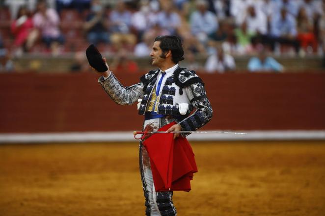 La primera corrida de toros de la Feria de Córdoba, en imágenes