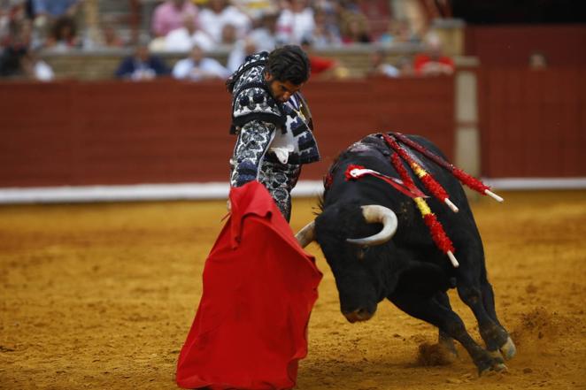 La primera corrida de toros de la Feria de Córdoba, en imágenes