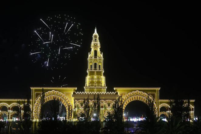 El encendido del alumbrado de la Feria de Córdoba 2022, en imágenes