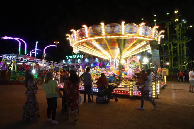 El encendido del alumbrado de la Feria de Córdoba 2022, en imágenes