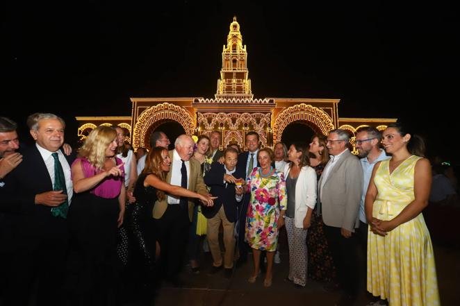 El encendido del alumbrado de la Feria de Córdoba 2022, en imágenes