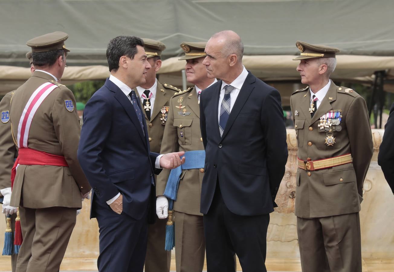 En imágenes, jura de bandera en la Plaza España