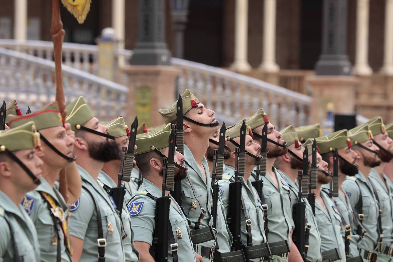 En imágenes, jura de bandera en la Plaza España