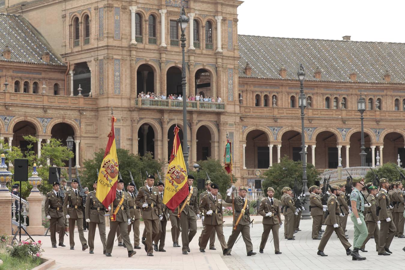 En imágenes, jura de bandera en la Plaza España