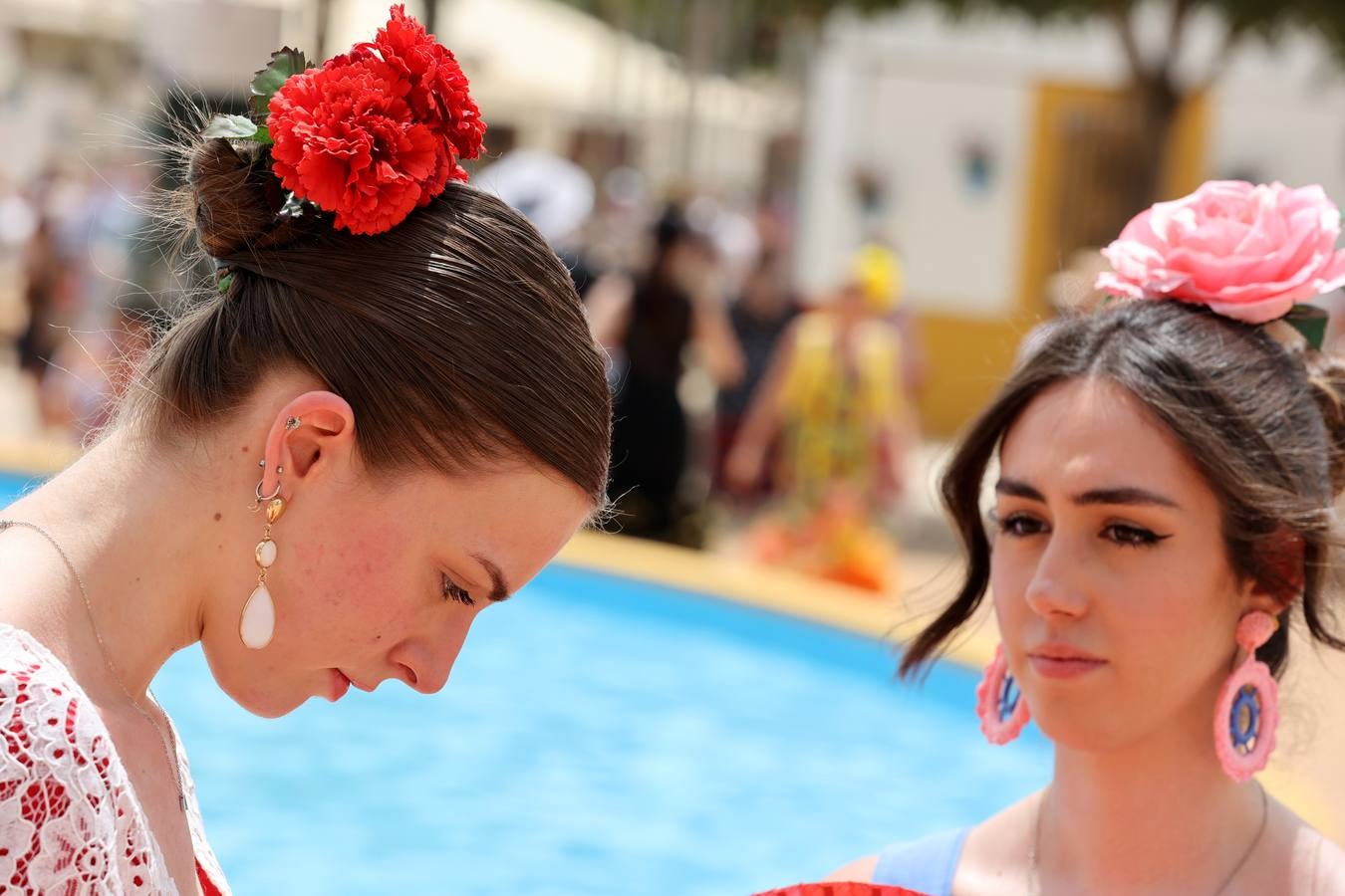 El ambiente en El Arenal del sábado de Feria de Córdoba, en imágenes