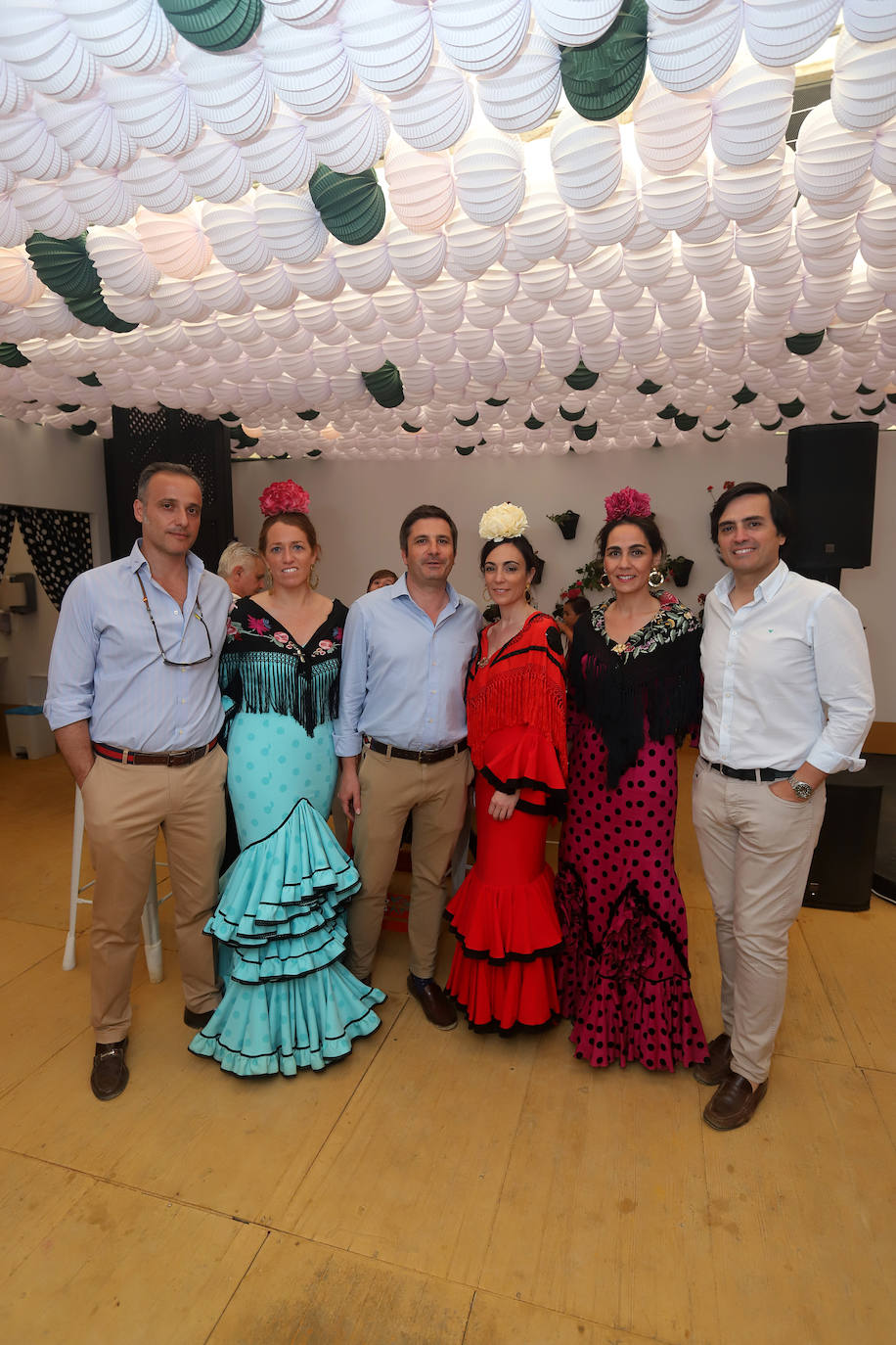 El espectacular ambiente en las casetas este domingo en la Feria de Córdoba, en imágenes