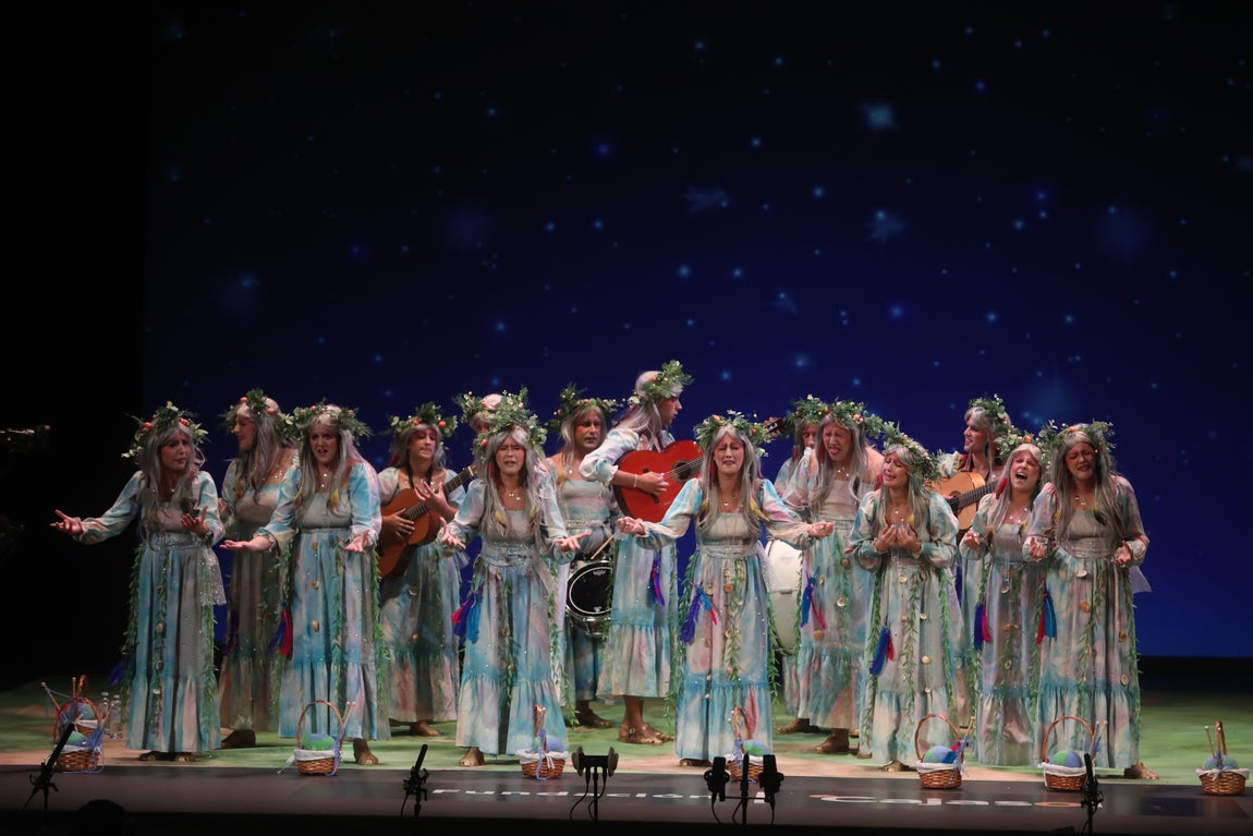 Fotos: comparsa &#039;La creadora&#039; en el COAC 2022