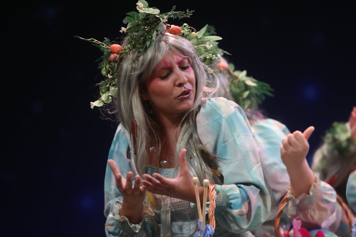 Fotos: comparsa &#039;La creadora&#039; en el COAC 2022