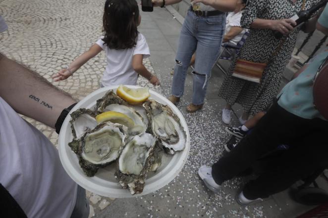 Fotos: Gran ambiente de Carnaval en San Antonio en la XXXV Ostionada Popular