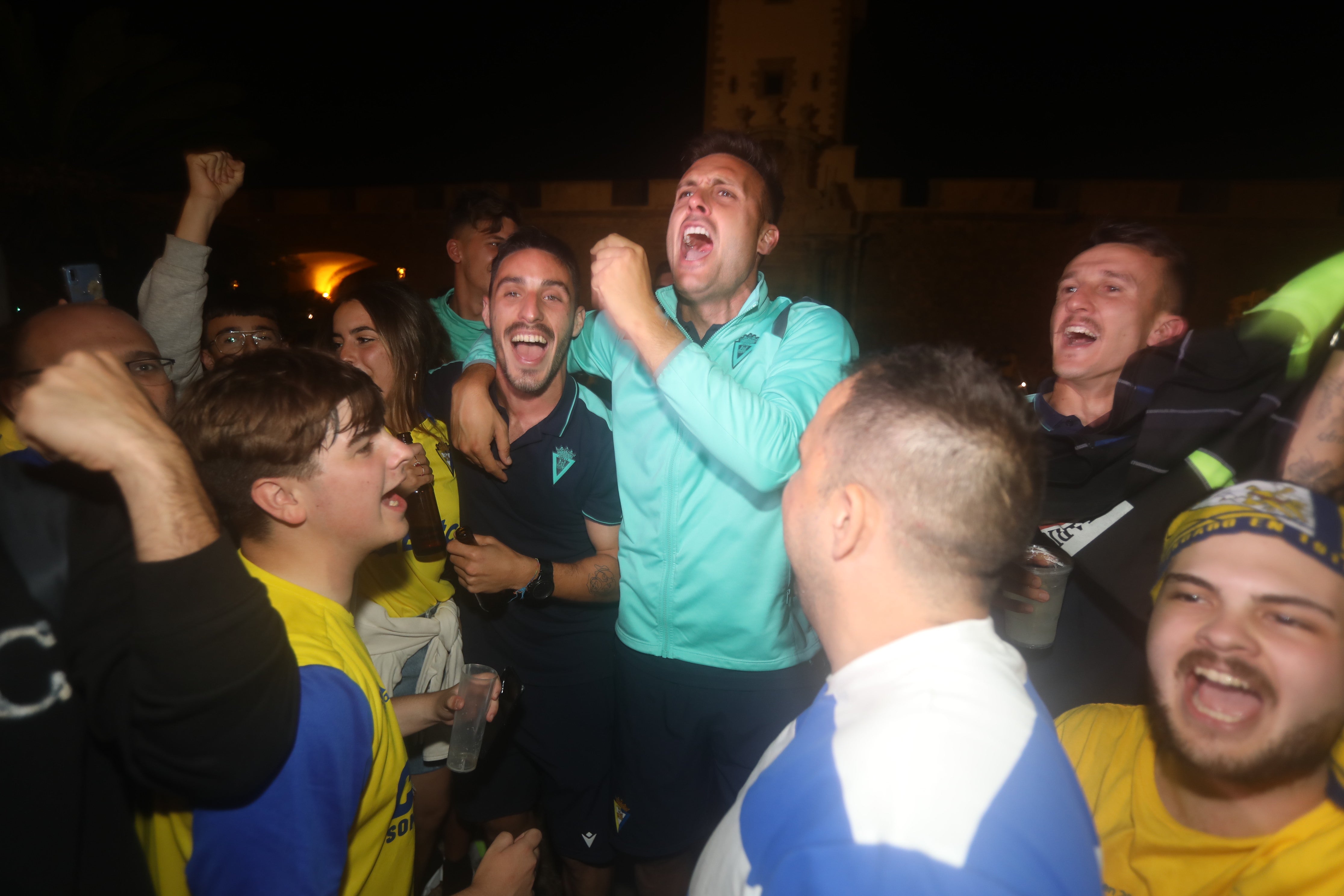 La celebración del Cádiz CF con su afición en imágenes