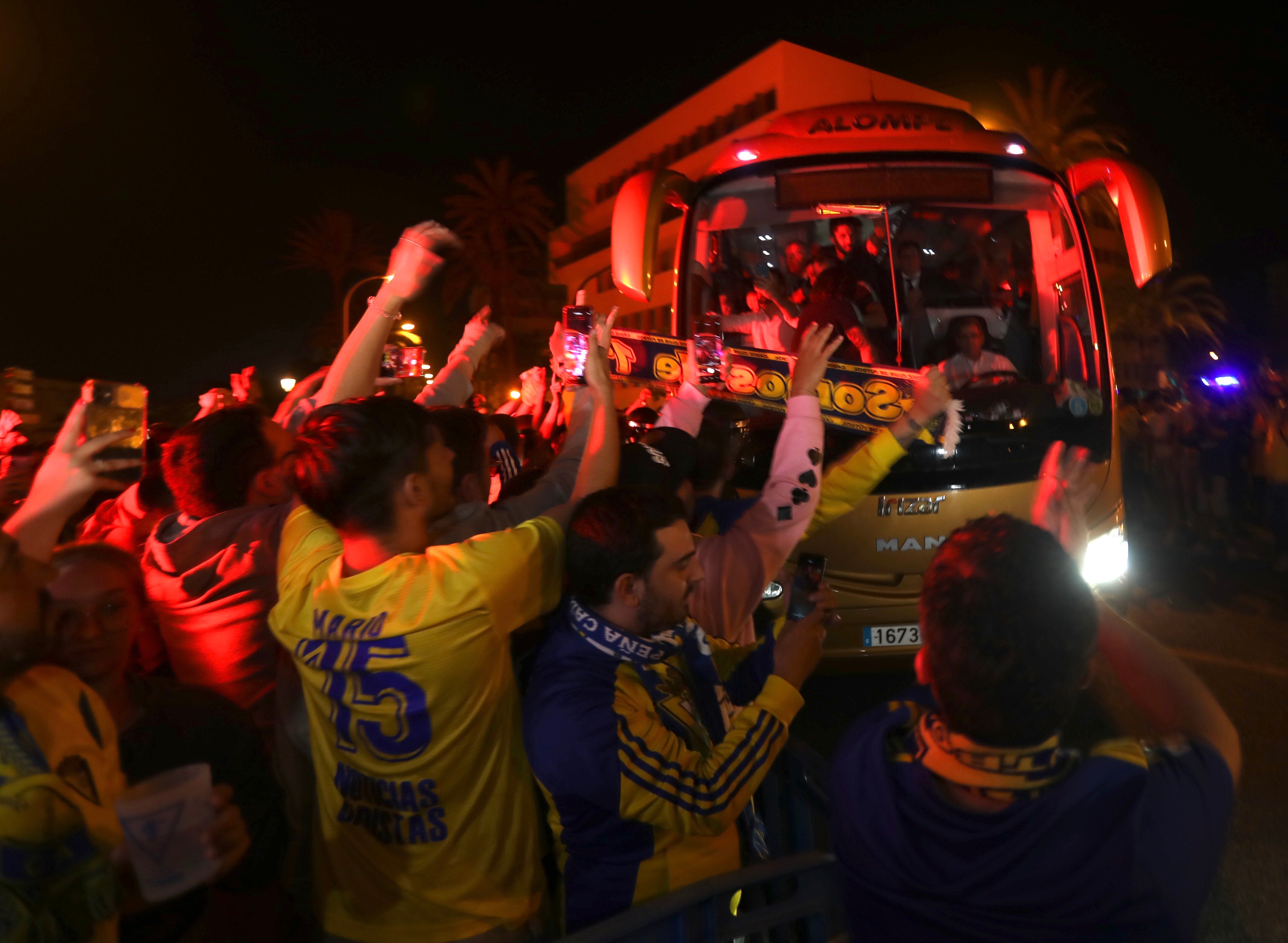 La celebración del Cádiz CF con su afición en imágenes