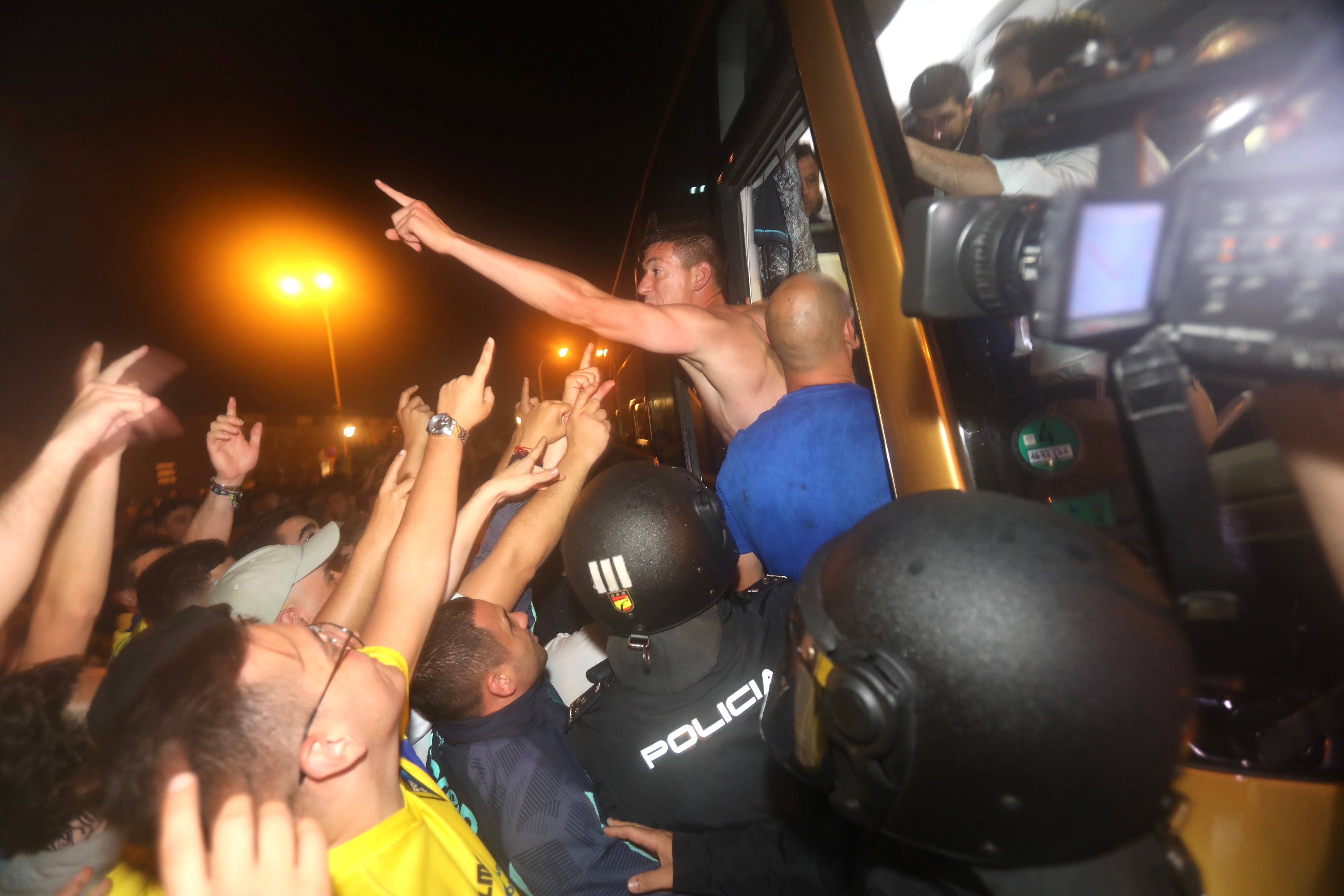 La celebración del Cádiz CF con su afición en imágenes