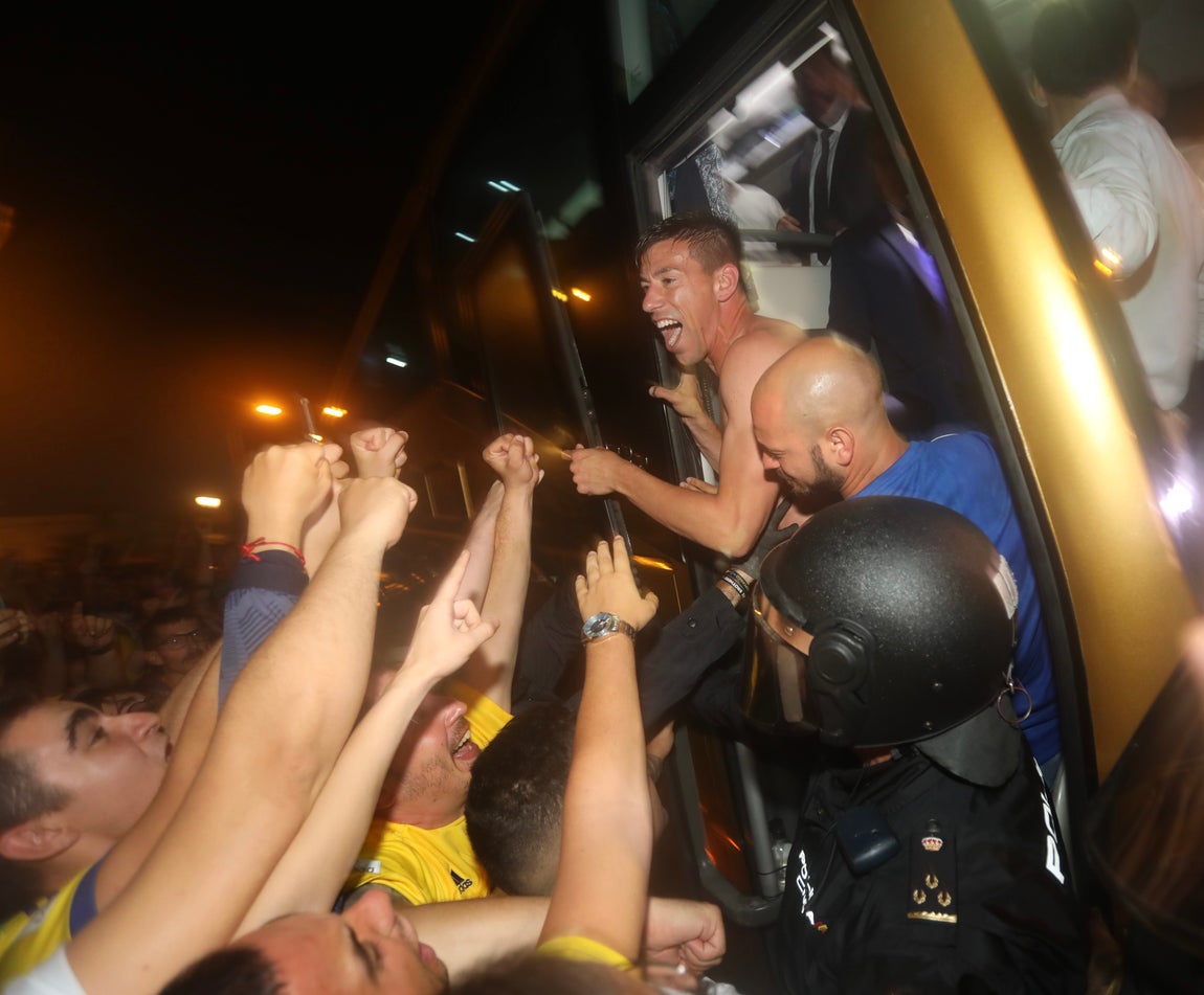 La celebración del Cádiz CF con su afición en imágenes
