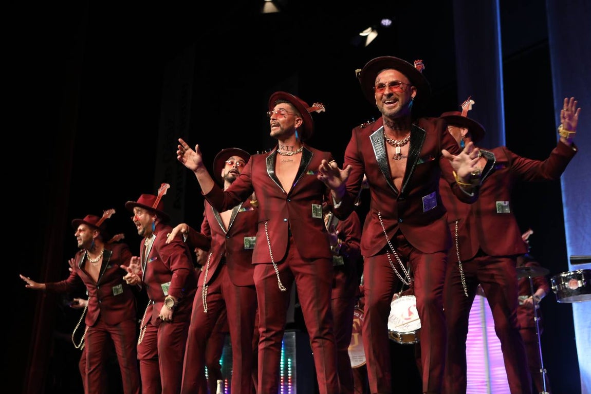 Fotos: Chirigota Los falis en el COAC 2022. Carnaval de Cádiz