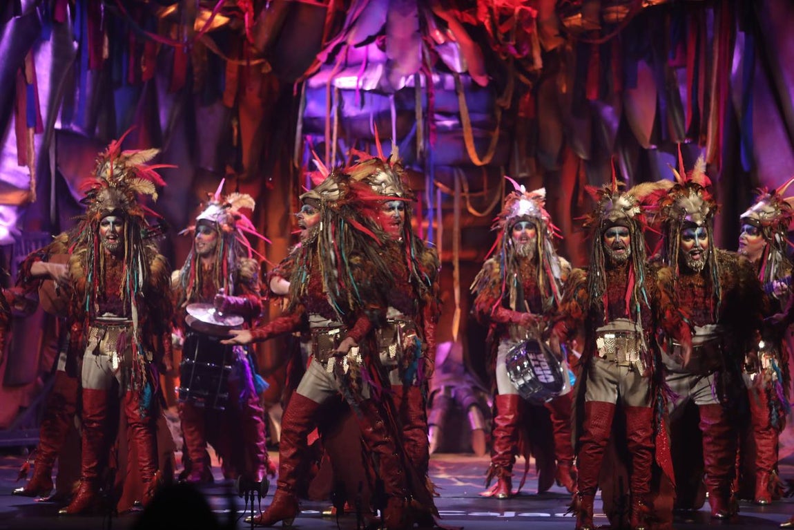 Fotos: Comparsa Los renacidos en el COAC 2022. Carnaval de Cádiz