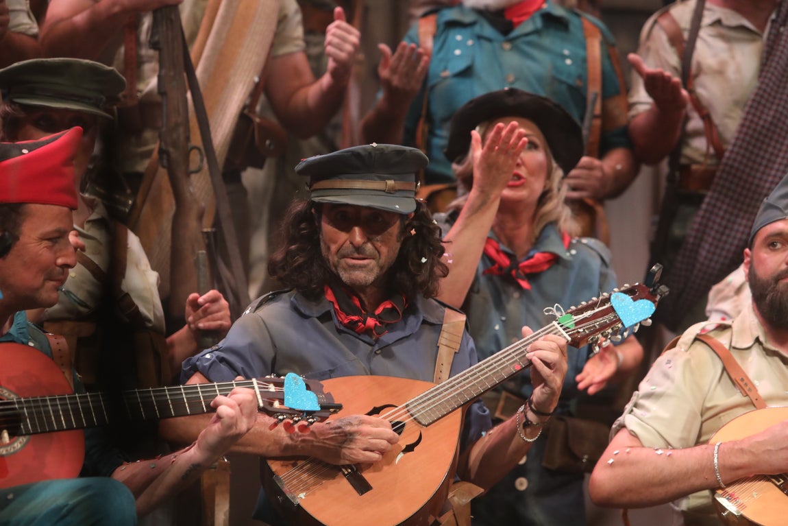 Fotos: coro &#039;Tierra y libertad&#039; en el COAC 2022