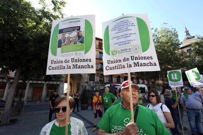 Manifestación de los agricultores en Toledo contra el desvío de fondos a Geacam