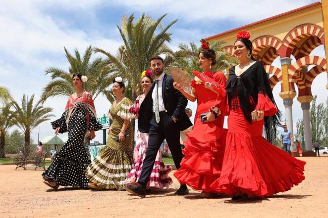 La radiante jornada del martes de Feria en Córdoba, en imágenes