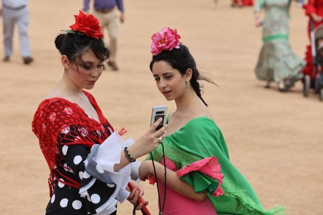 La radiante jornada del martes de Feria en Córdoba, en imágenes