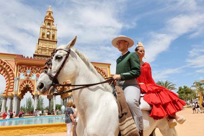 La radiante jornada del martes de Feria en Córdoba, en imágenes