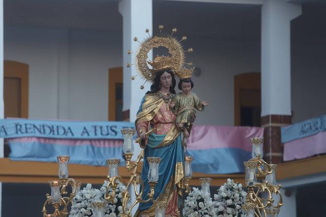 La procesión de María Auxiliadora en Córdoba, en imágenes