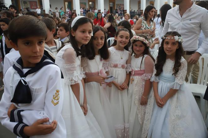 La procesión de María Auxiliadora en Córdoba, en imágenes