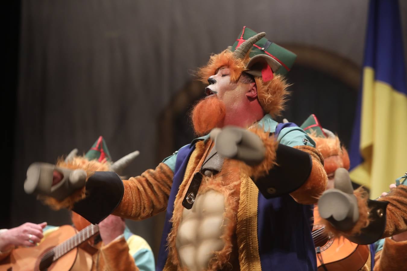 Fotos: Chirigota &#039;La legionaria&#039; en el COAC 2022. Carnaval de Cádiz