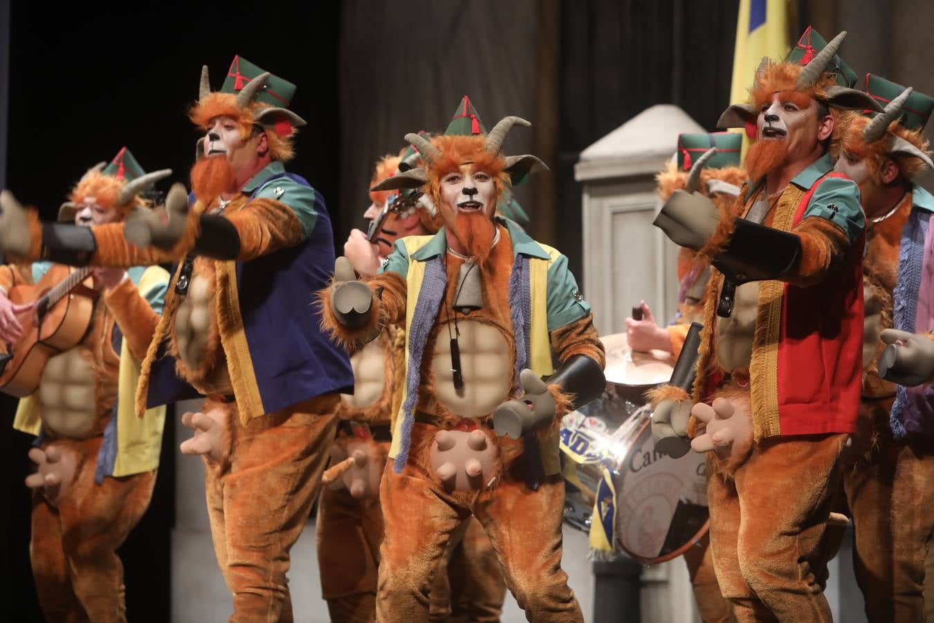 Fotos: Chirigota &#039;La legionaria&#039; en el COAC 2022. Carnaval de Cádiz