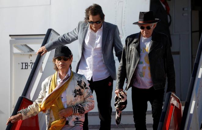 En imágenes: así ha sido la llegada de los Rolling Stones a Madrid